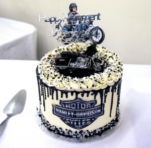 Malcolm's cake from The Travelling Cupcake in Andover